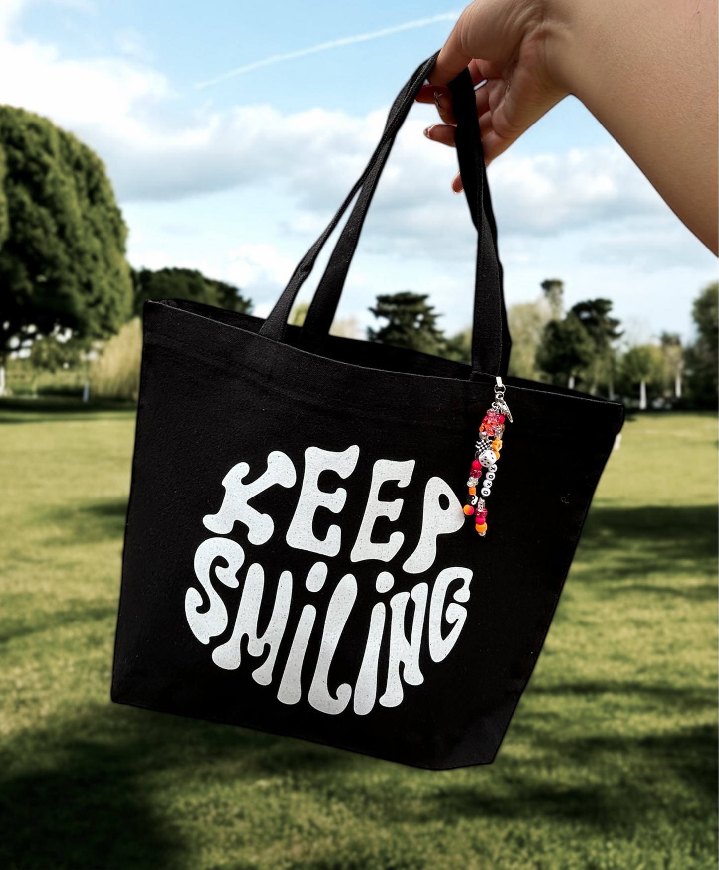 KEEP SMILING