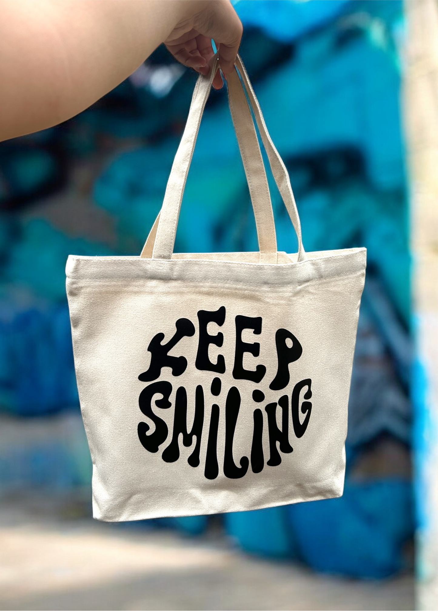 KEEP SMILING